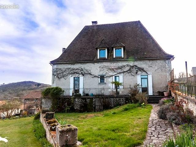 Maison 7 pièces 291 m²