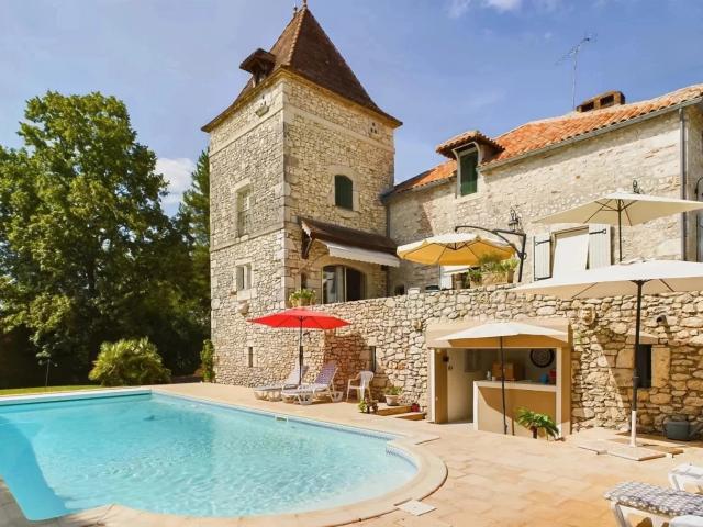 Maison 7 pièces 292 m²