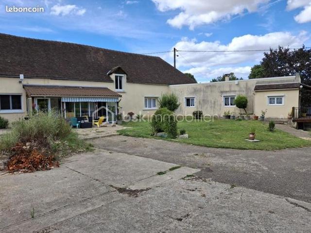 Maison 7 pièces 304 m²