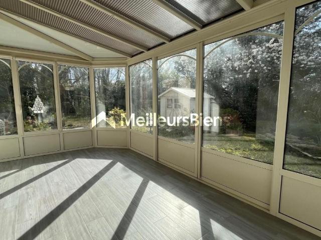 Maison 7 pièces 300 m²