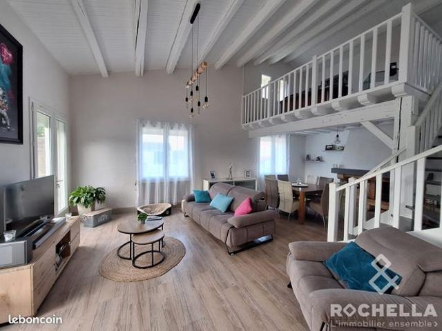 Maison 7 pièces 300 m²