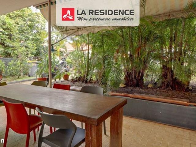 Maison 7 pièces 300 m²