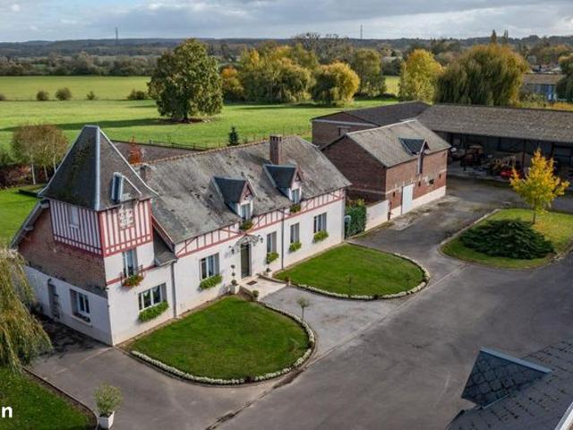 Maison 7 pièces 300 m²