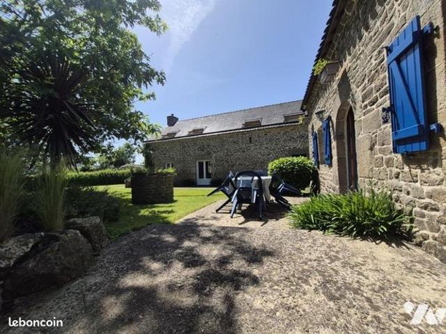 Maison 7 pièces 300 m²