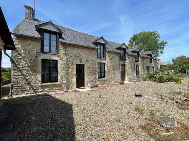 Maison 7 pièces 300 m²