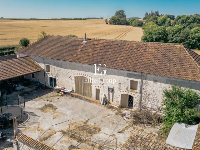 Maison 7 pièces 300 m²