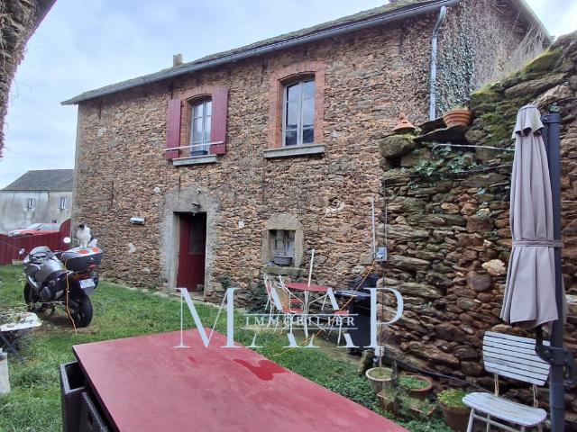 Maison 7 pièces 300 m²
