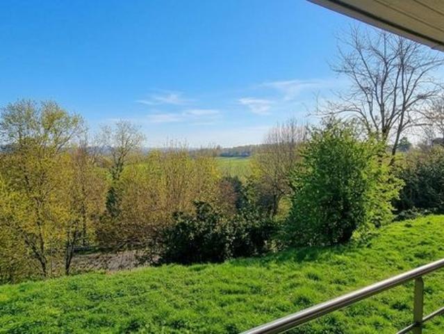 Maison 7 pièces 300 m²