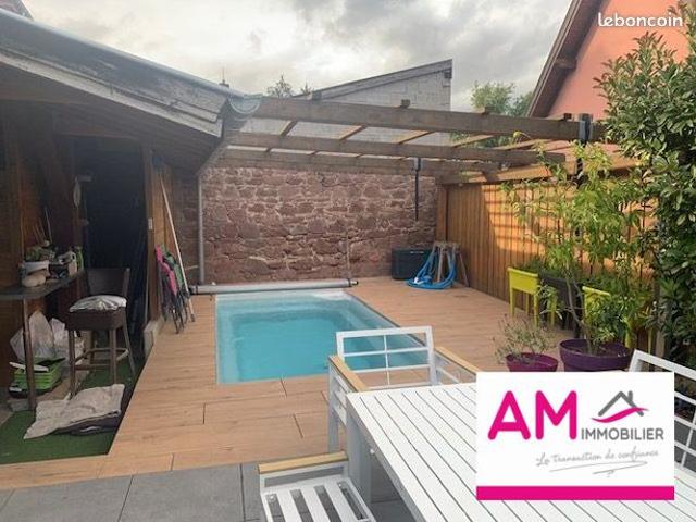 Maison 7 pièces 301 m²