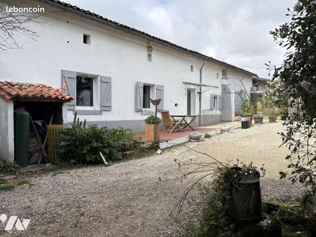 Maison 7 pièces 301 m²