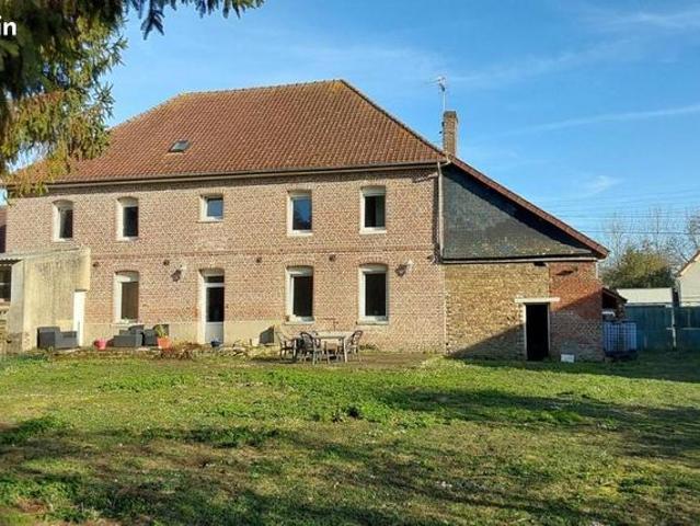 Maison 7 pièces 302 m²