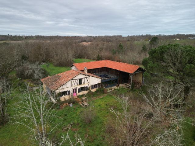 Maison 7 pièces 314 m²