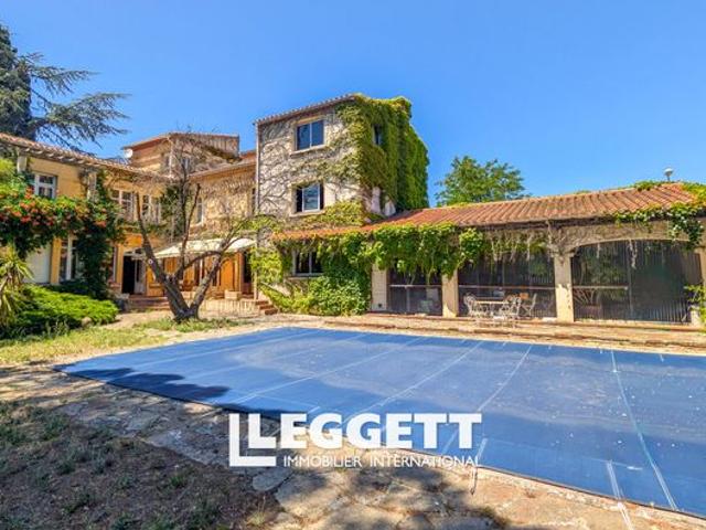 Maison 7 pièces 315 m²