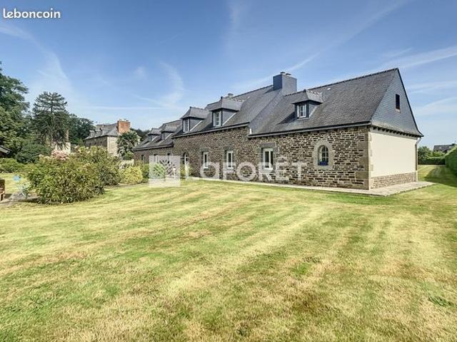 Maison 7 pièces 315 m²