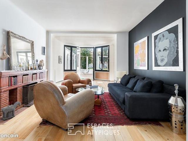 Maison 7 pièces 315 m²