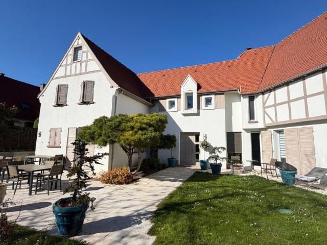 Maison 7 pièces 312 m²