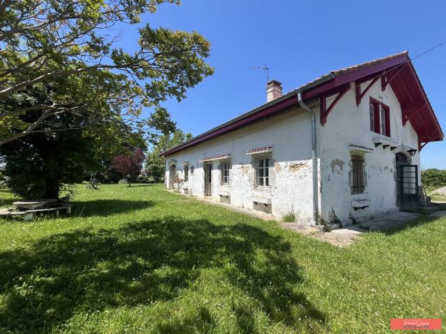 Maison 7 pièces 312 m²