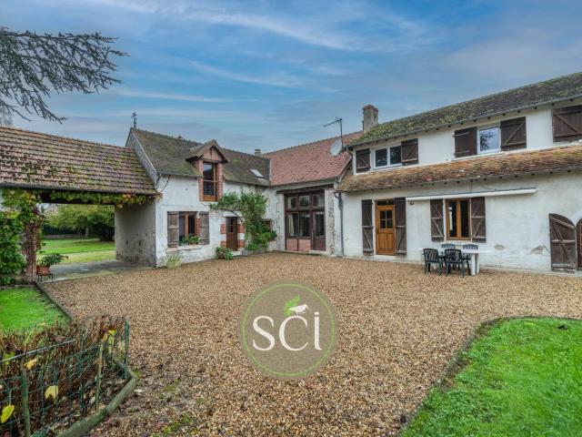 Maison 7 pièces 328 m²