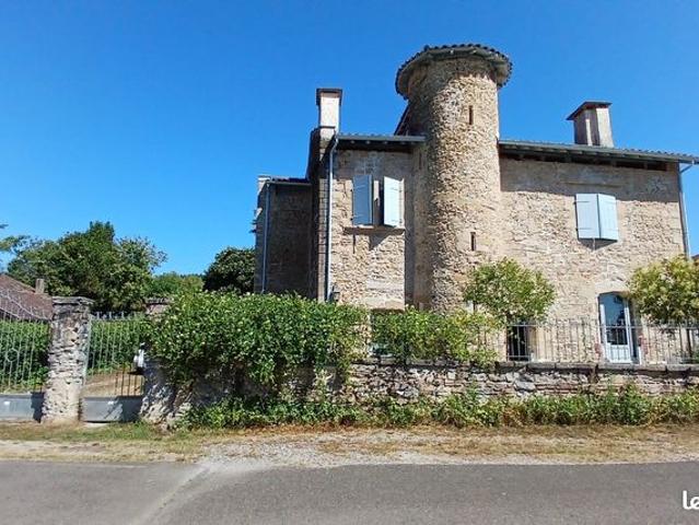 Maison 7 pièces 320 m²