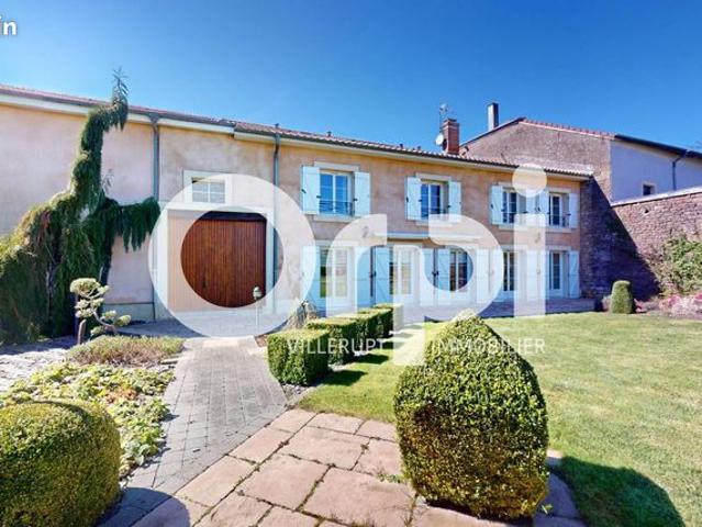 Maison 7 pièces 345 m²