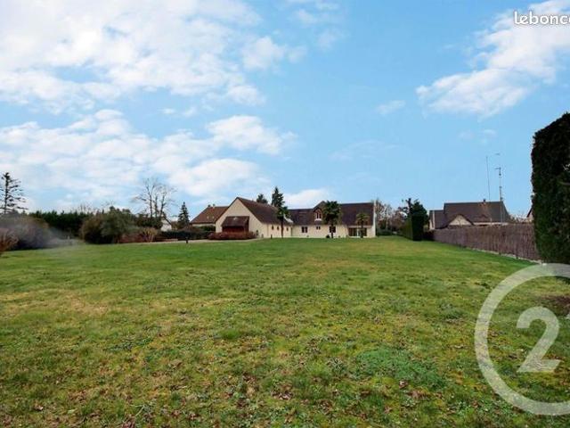 Maison 7 pièces 347 m²