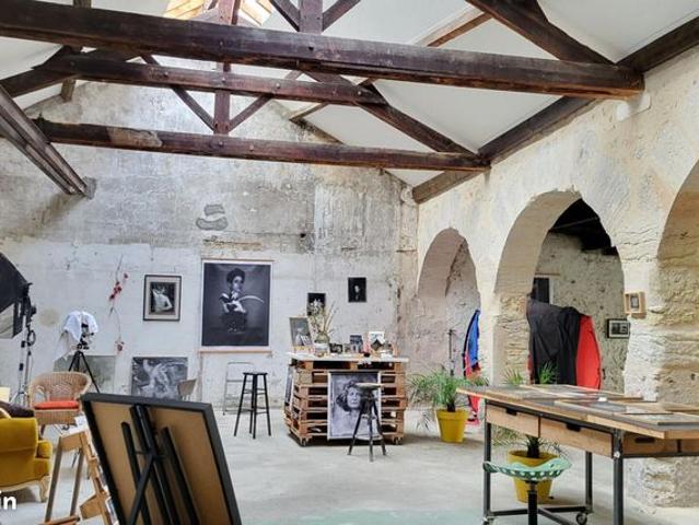Maison 7 pièces 340 m²