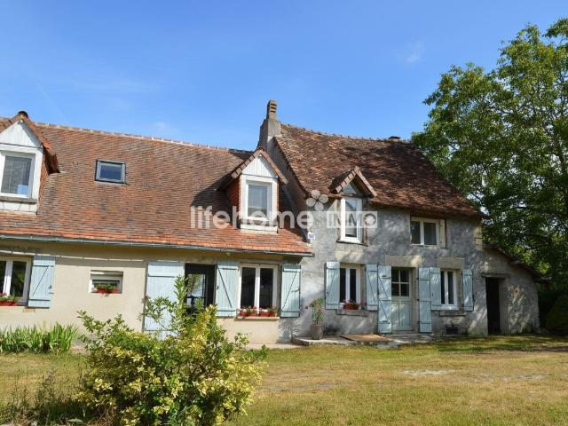 Maison 7 pièces 340 m²
