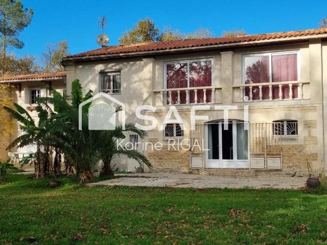 Maison 7 pièces 340 m²