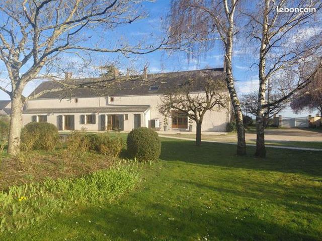 Maison 7 pièces 350 m²
