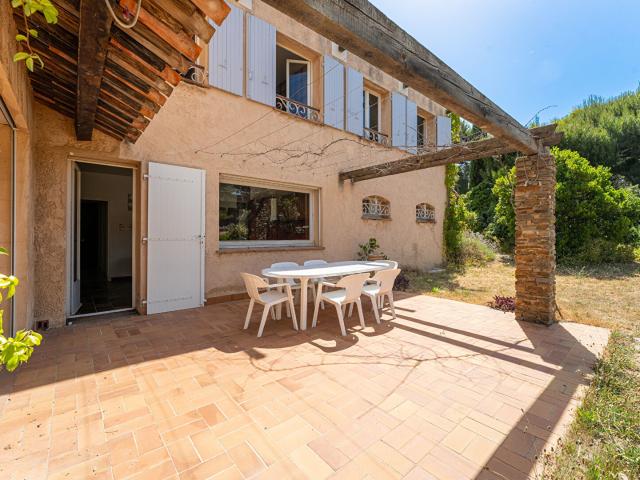 Maison 7 pièces 350 m²