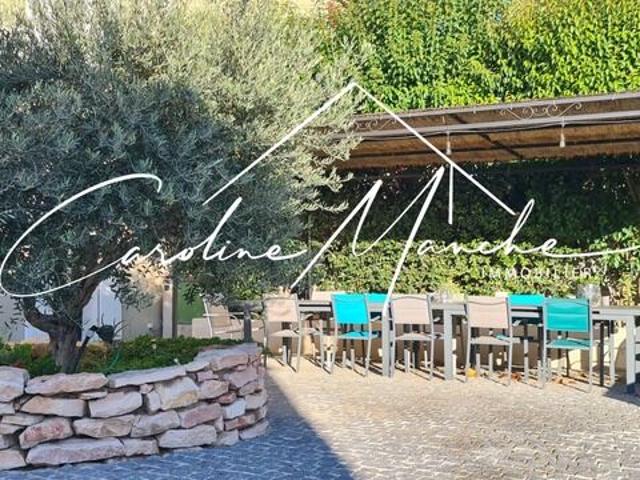 Maison 7 pièces, 350 m² à louer à Coudoux 13111