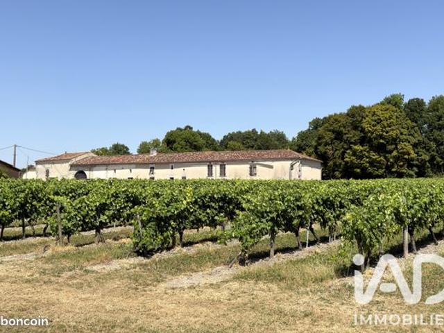 Maison 7 pièces 370 m²