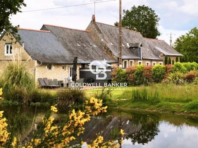Maison 7 pièces 394 m²