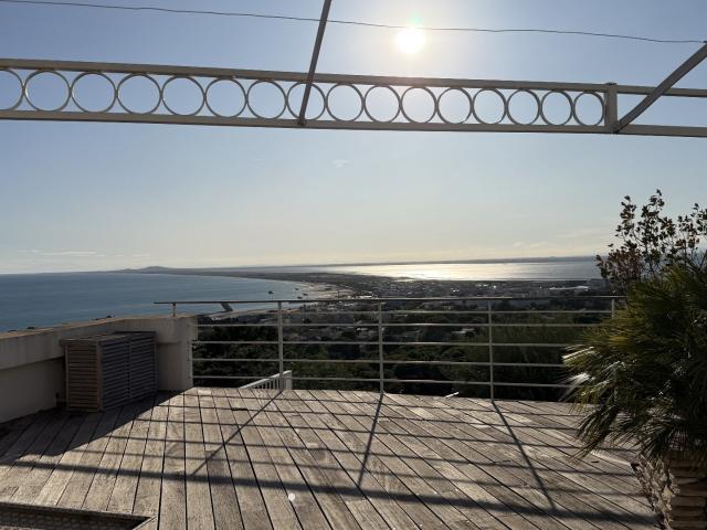 Maison 7 pièces 396 m²