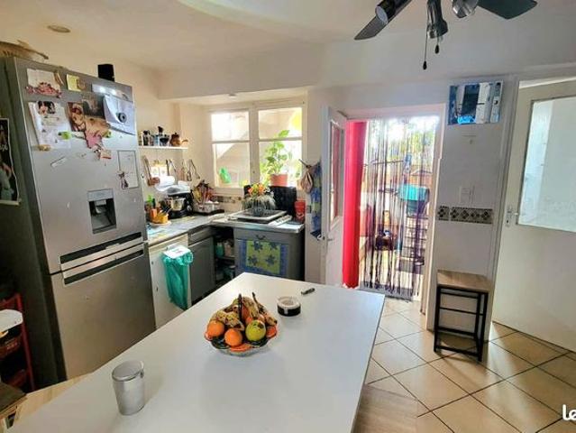 Maison 7 pièces 398 m²