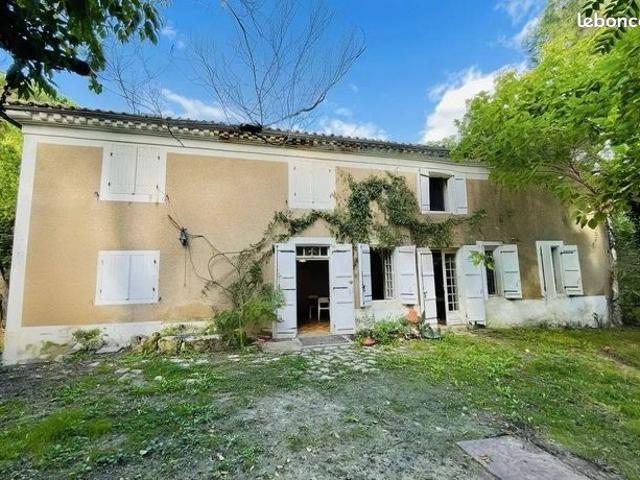 Maison 7 pièces 399 m²