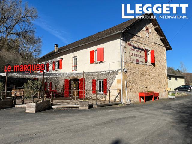 Maison 7 pièces 404 m²