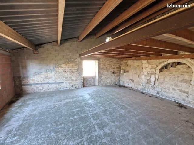 Maison 7 pièces 404 m²