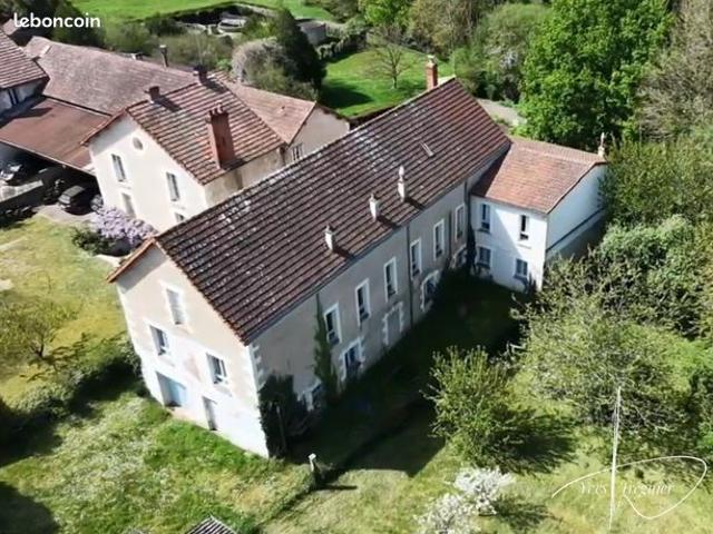 Propriété 7 pièces 406 m²