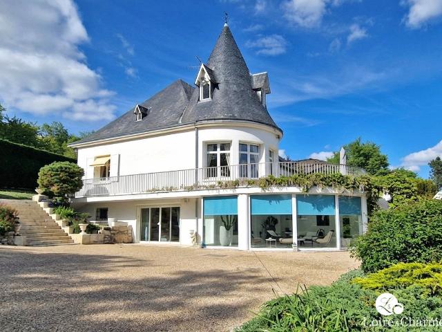 Maison 7 pièces 400 m²