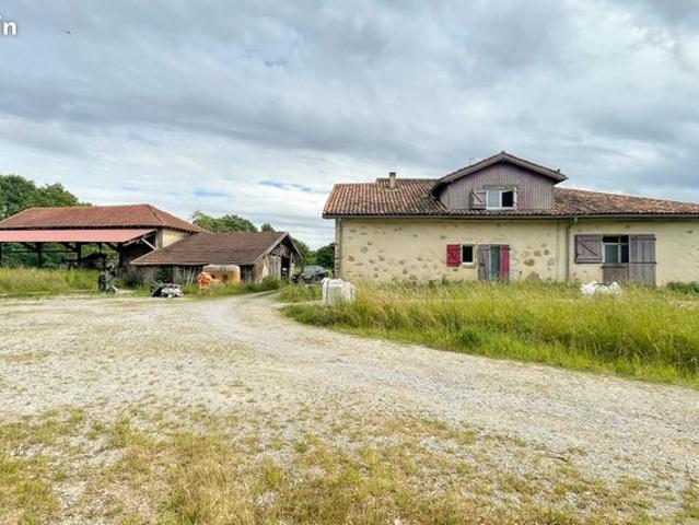Maison 7 pièces 400 m²