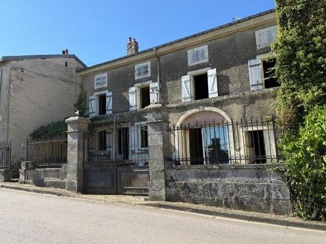 Maison 7 pièces 400 m²