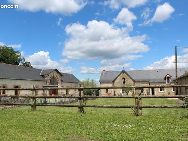 Maison 7 pièces 400 m²