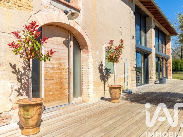Maison 7 pièces 415 m²