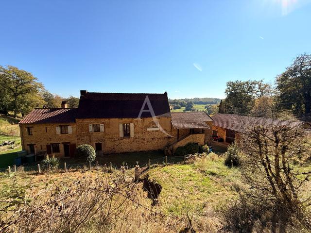 Maison 7 pièces 445 m²