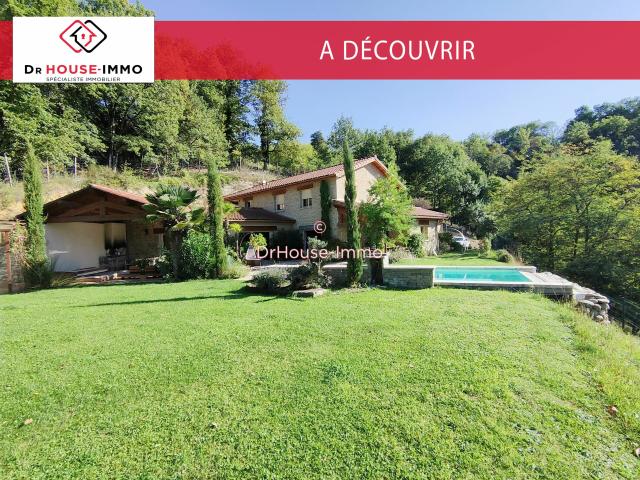Maison 7 pièces 483 m²