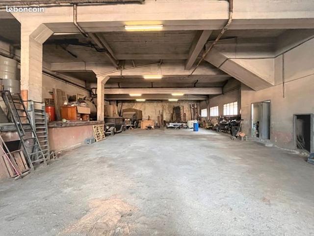 Maison 7 pièces 554 m²