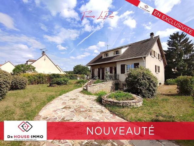 MAISON 7 PIÈCES 5 CHAMBRES 163 M² TERRAIN 805 M² SOUS SOL