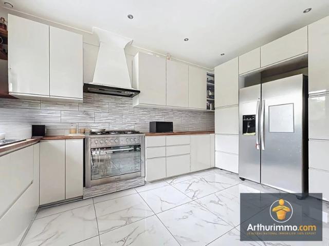 Maison 7 Pièces 5 chambres sur Sous Sol total