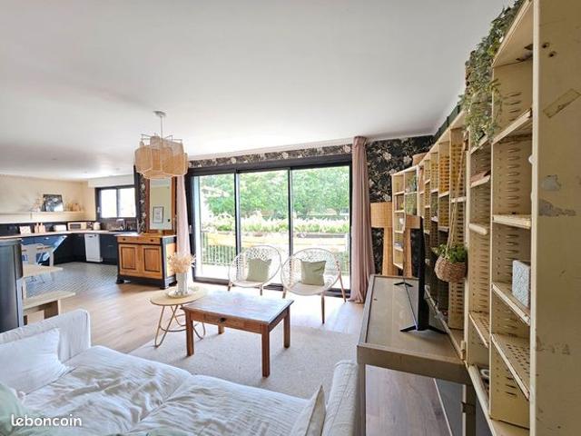 Maison 7 pièces, 6 chambres, environ 184 m² habitable